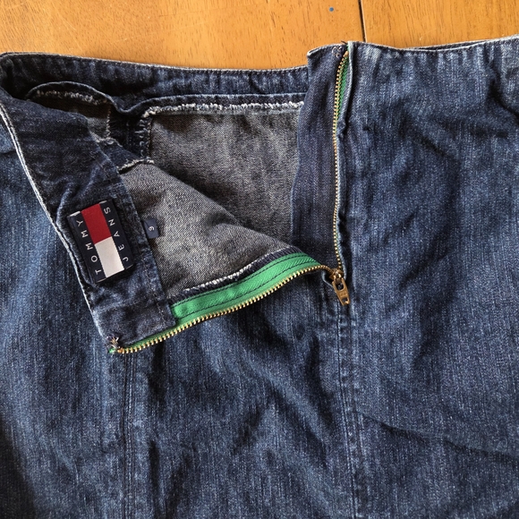 Tommy Hilfiger Blue Denim Mini Skirt - Picture 5 of 7